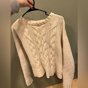 American Eagle white/creamish sweater